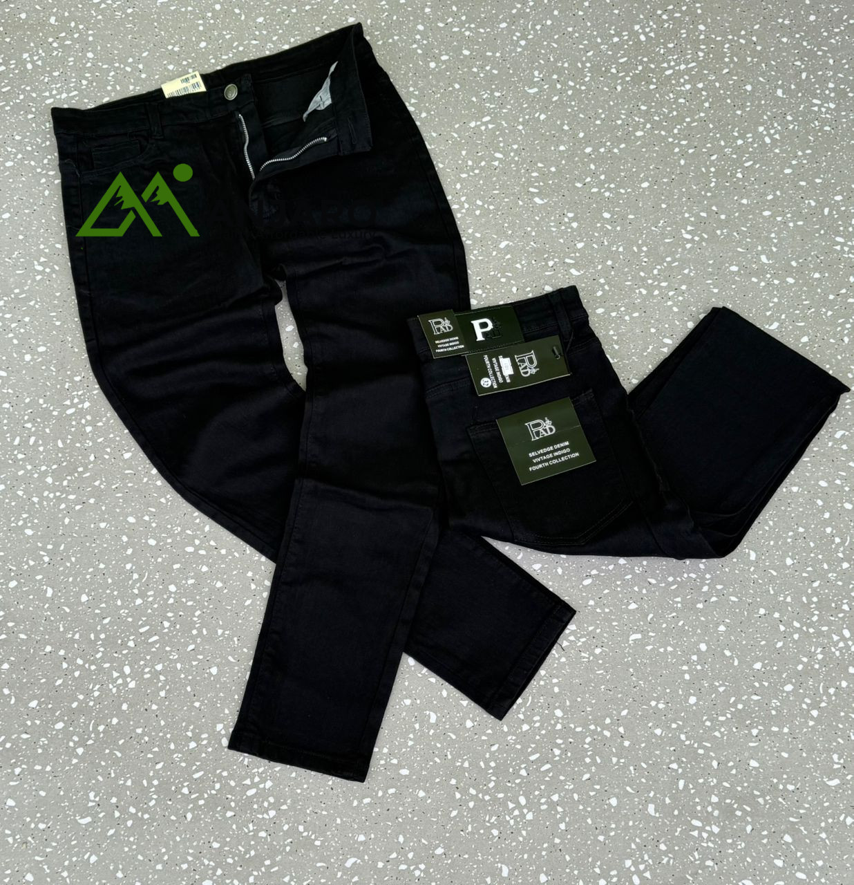 Original Jeans – Classic Fit Denim, Timeless Style for Everyday Wear