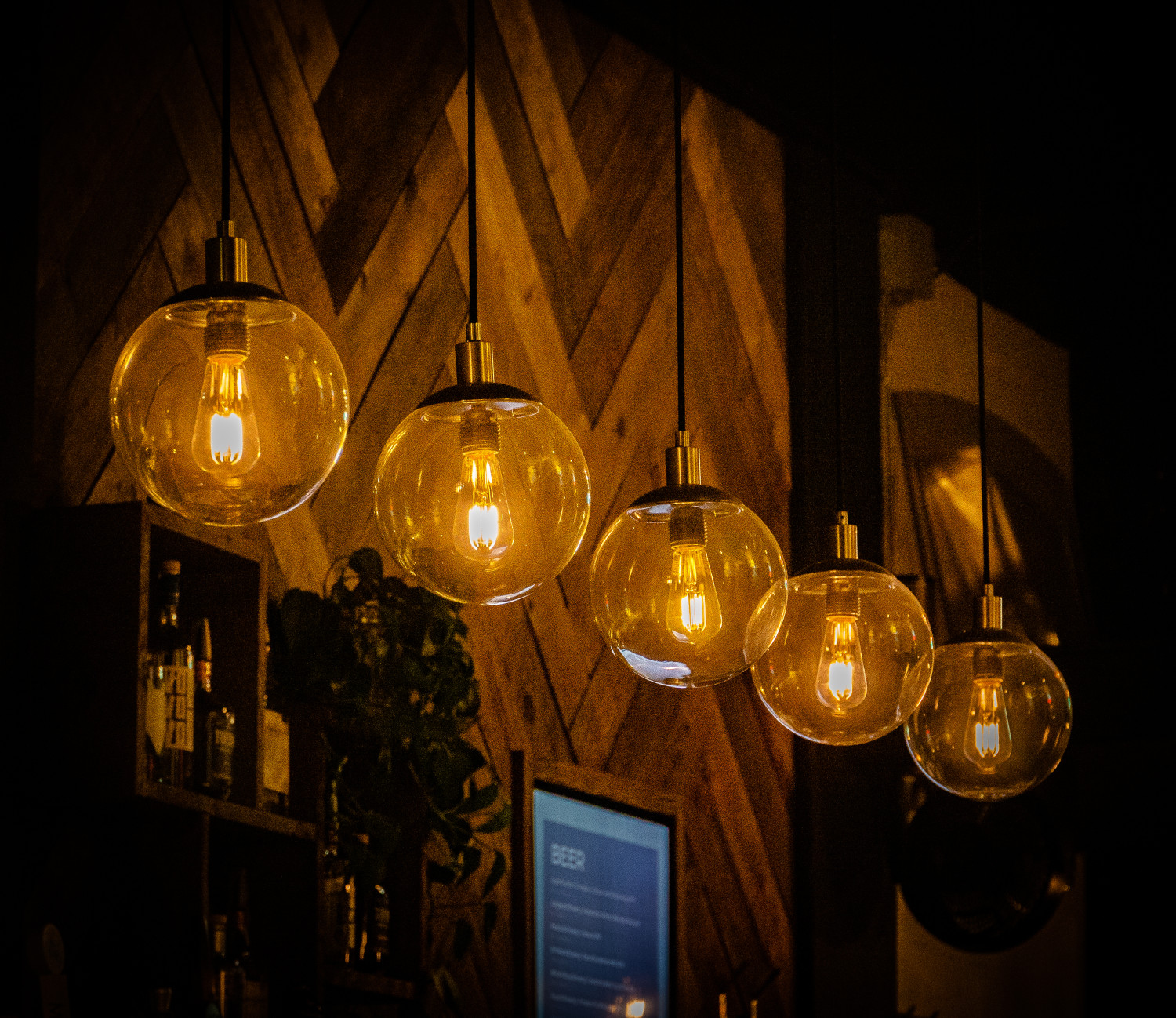 Lighting & Fixtures