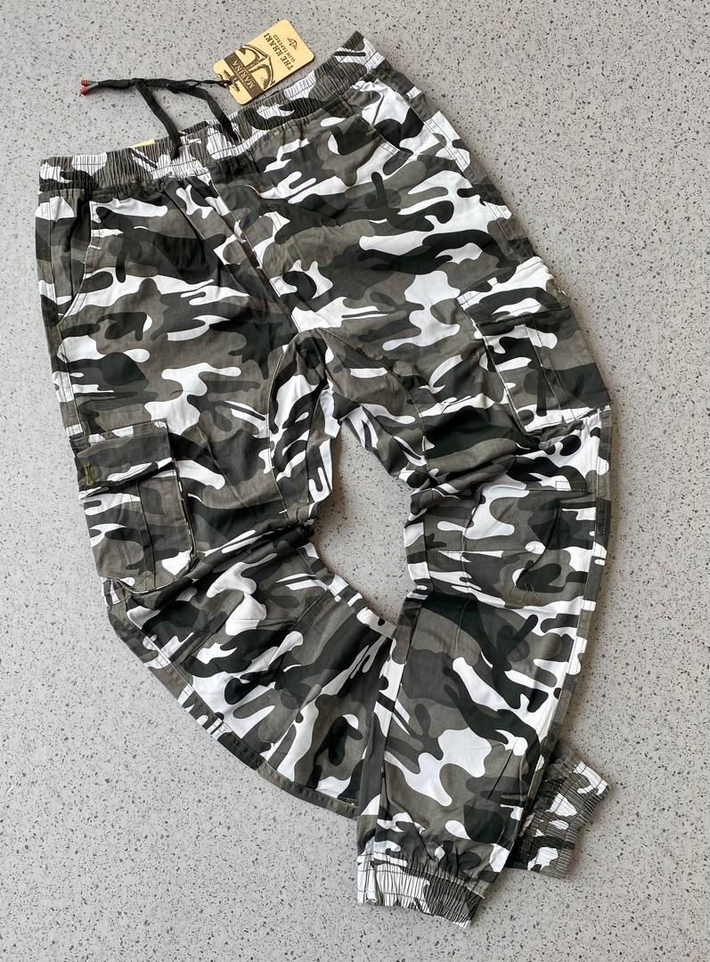 Camo Khaki Bumper Trousers – Rugged Streetwear Cargo Pants for Men with Elastic Waist & Utility Pockets